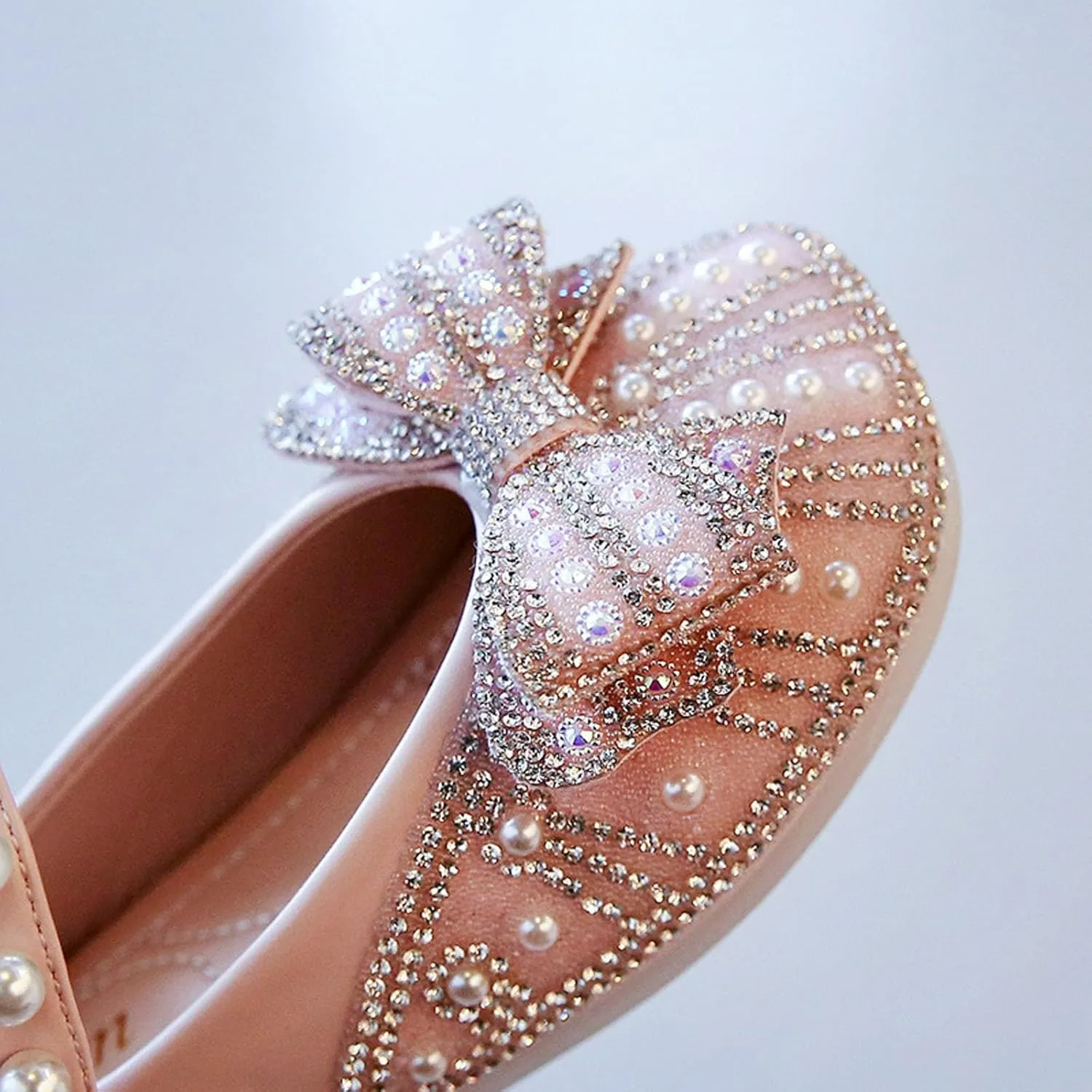 Cute Toddler Slip on Sandals Girls Mary Jane Flat Strap with Bow Crystal Princess Dress Shoes Flower Water Shoes Girls