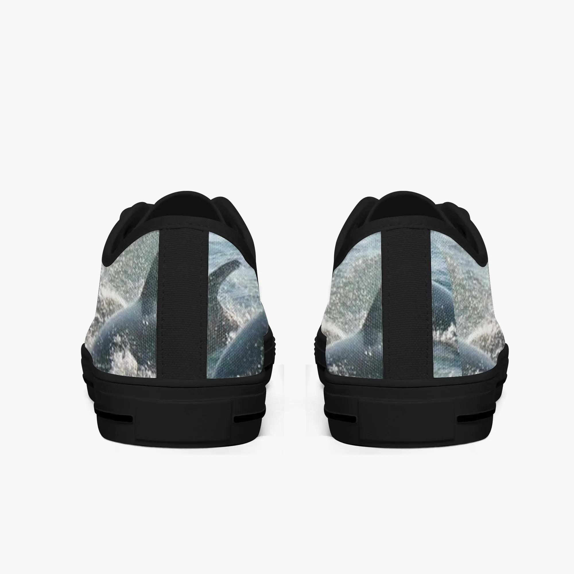 Dolphin Classic Low-Top Canvas Shoes