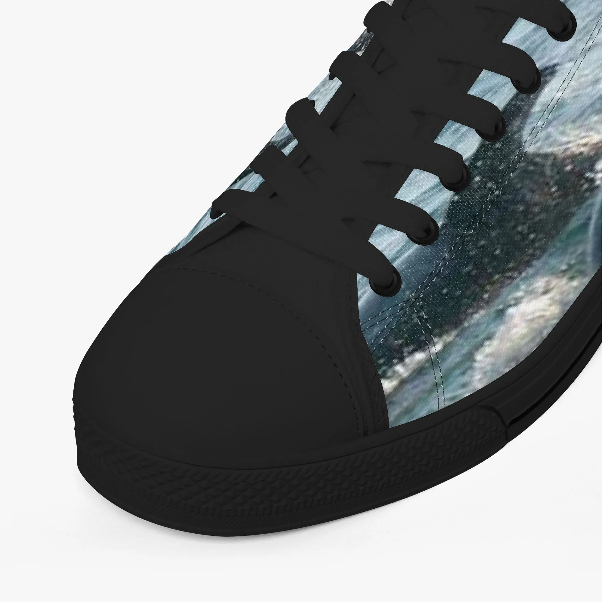 Dolphin Classic Low-Top Canvas Shoes