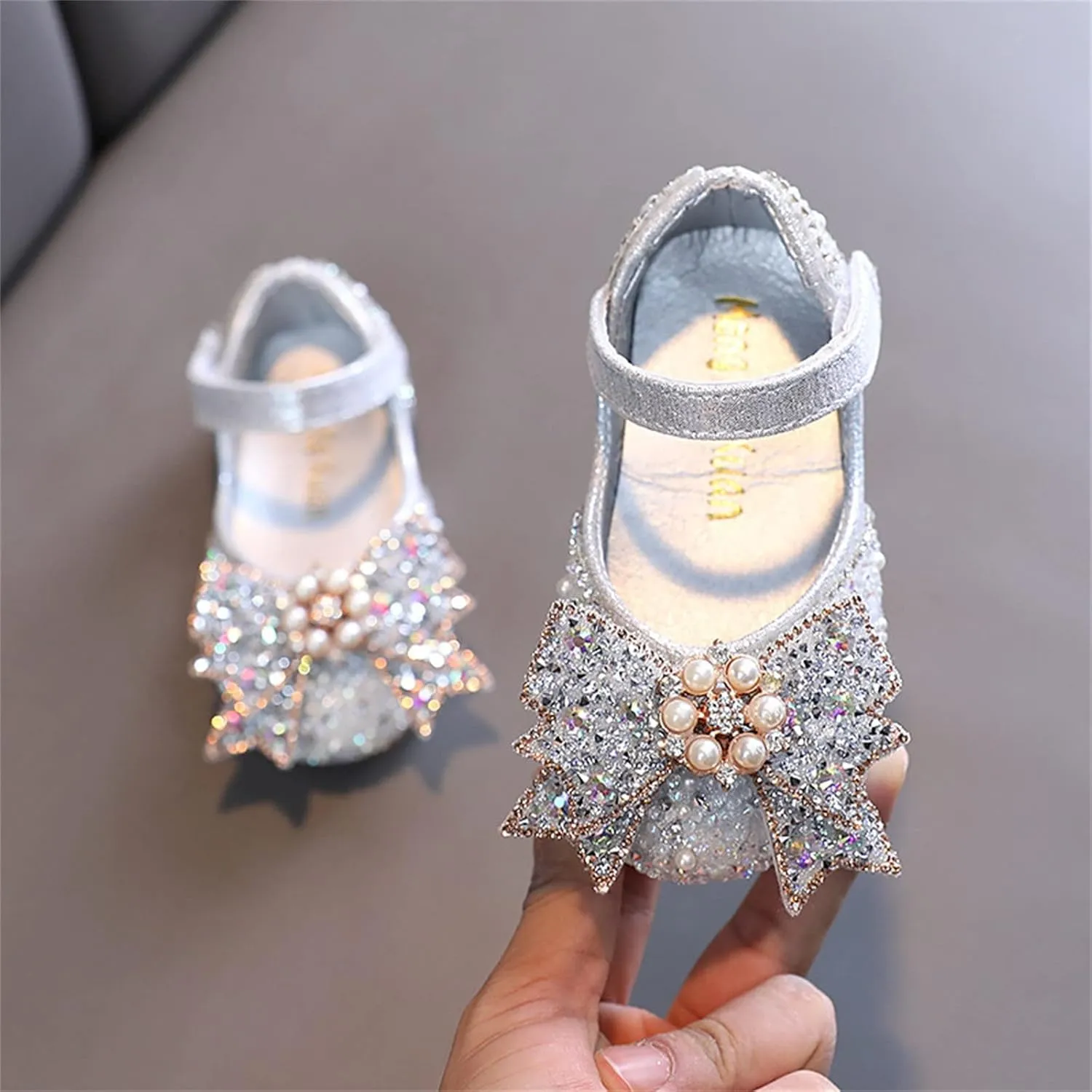 Fashion Spring and Summer Children's Dance Shoes Girls Dress Princess Shoes Lightweight Breathable Children's
