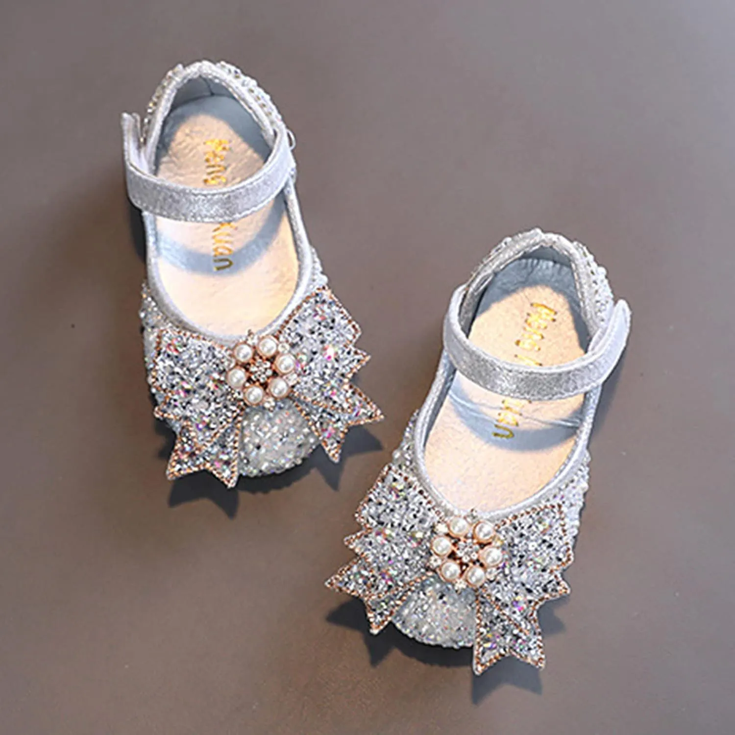 Fashion Spring and Summer Children's Dance Shoes Girls Dress Princess Shoes Lightweight Breathable Children's