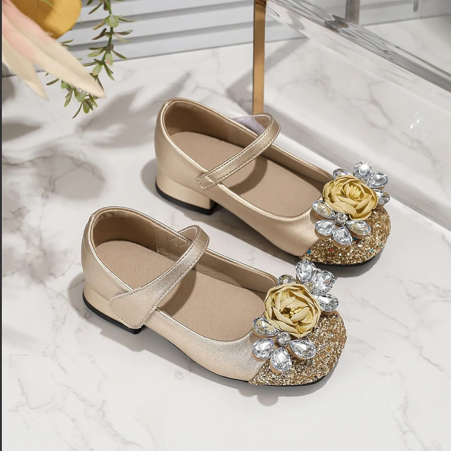 Flat Sandals Summer Shoes for Kids Big Kids Girls High Heel Princess Shoes Children's Thick Heel Student Leather Flower Dress Dance Mary Jane Baby Single