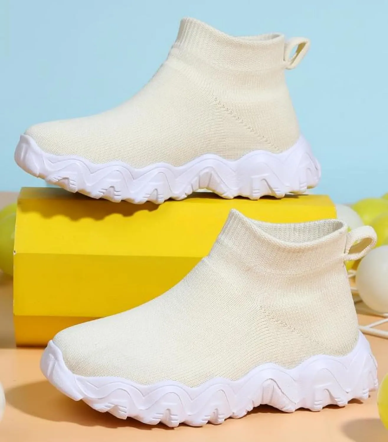 FUNCOS Slip On High Top Sneakers for Boys & Girls - Breathable Knit Walking Shoes, Lightweight Unisex Sports Sneakers with Arch Support