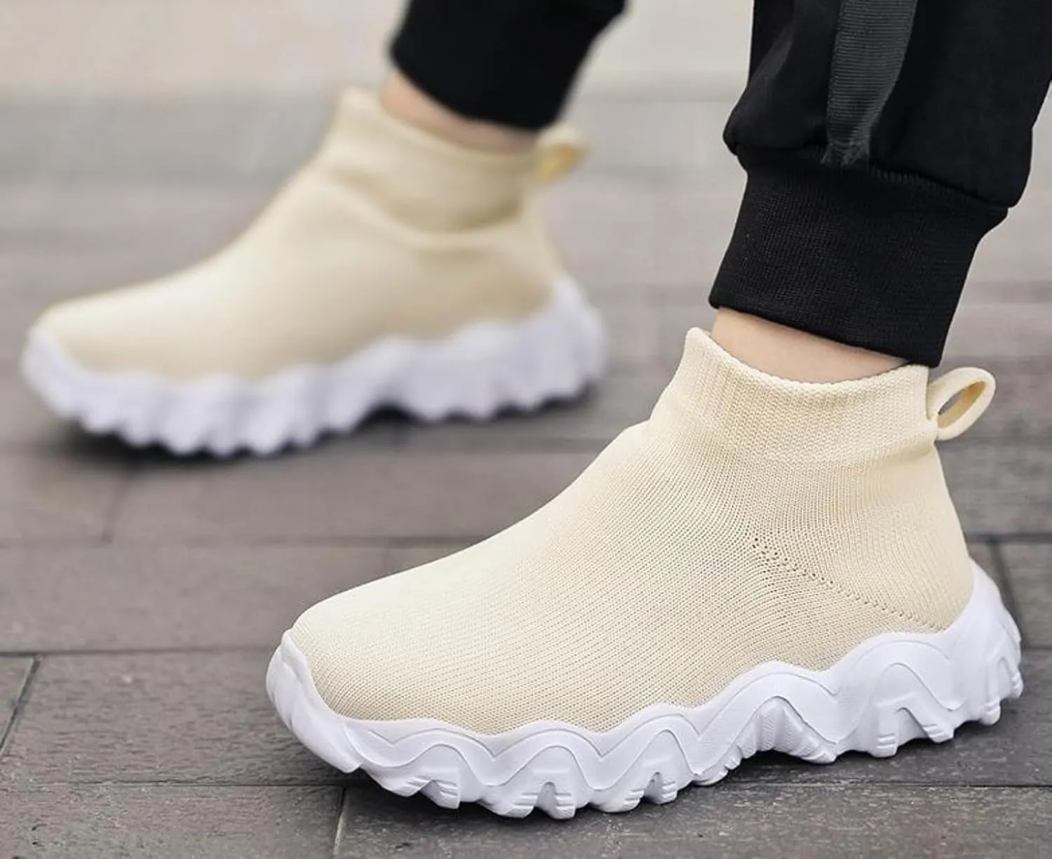 FUNCOS Slip On High Top Sneakers for Boys & Girls - Breathable Knit Walking Shoes, Lightweight Unisex Sports Sneakers with Arch Support