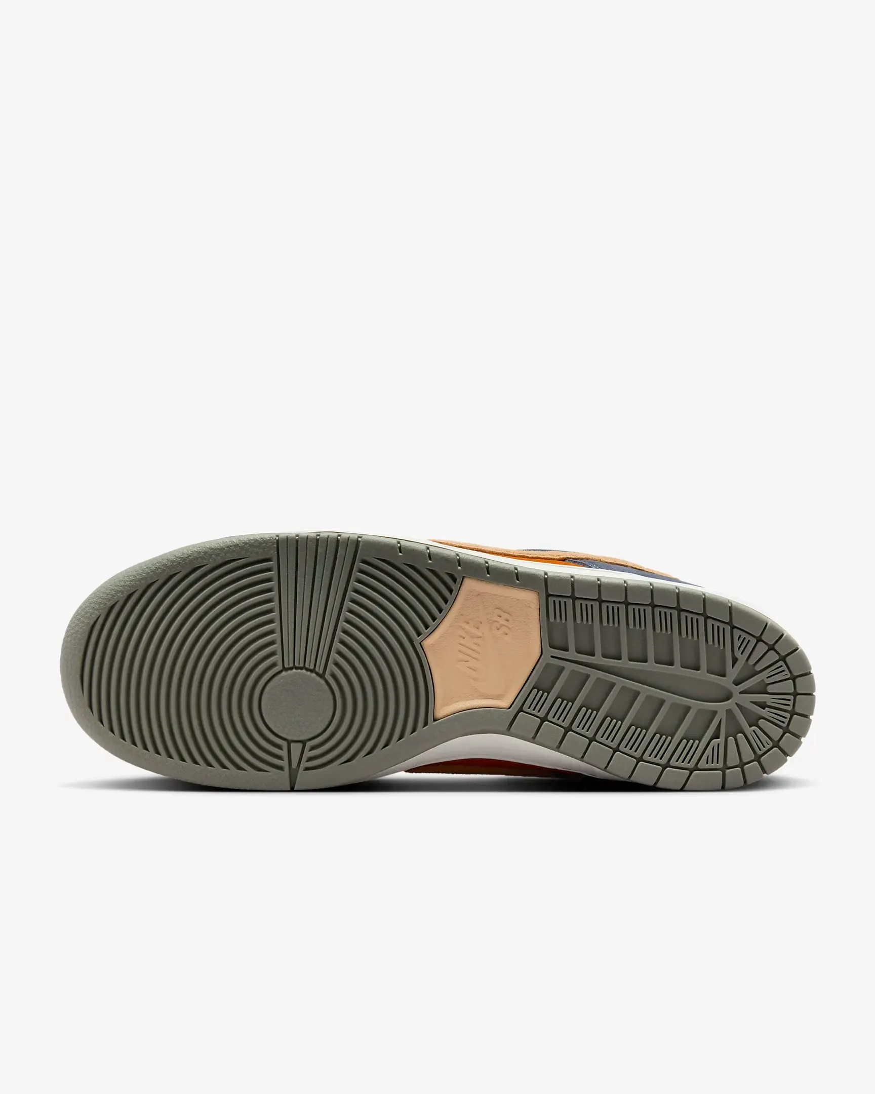 Nike Dunk Low Pro Shoe - LIGHT CARBON/MONARCH