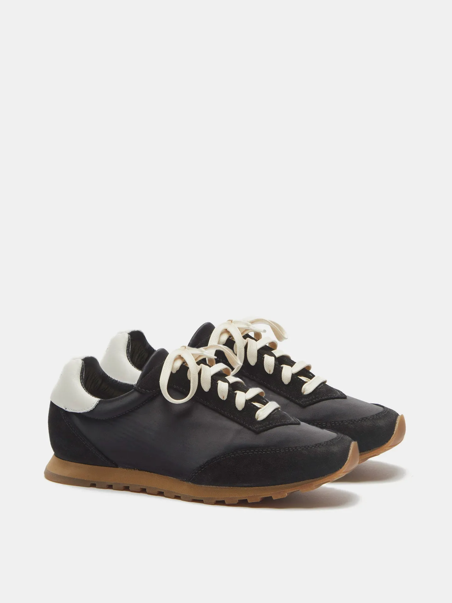 Slim Runner / Black Satin