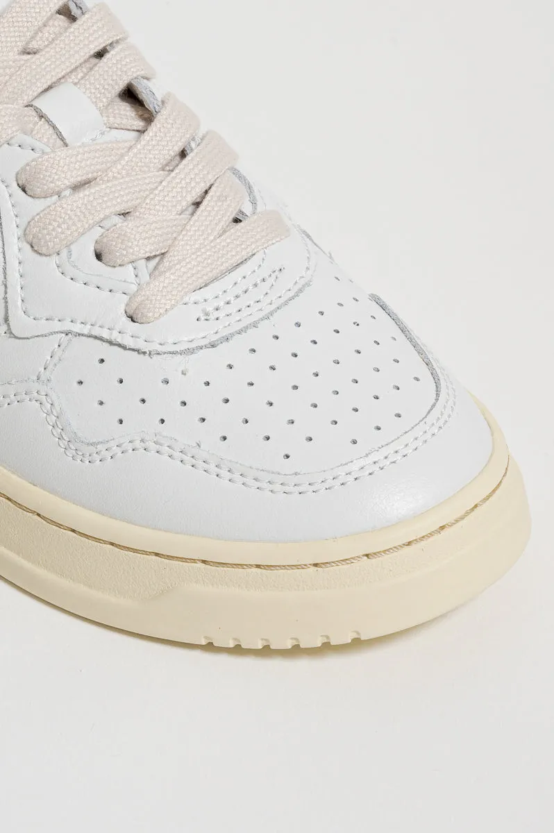 Sneakers Medalist Low 2001