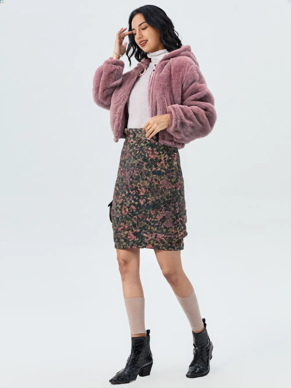 WHO25001 100% Polyester Fur Women's Hooded Jacket